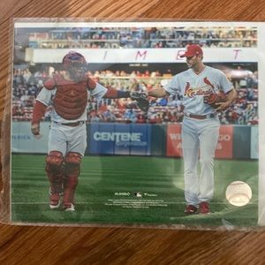 Wainwright and Molina walking off the field together for the last time